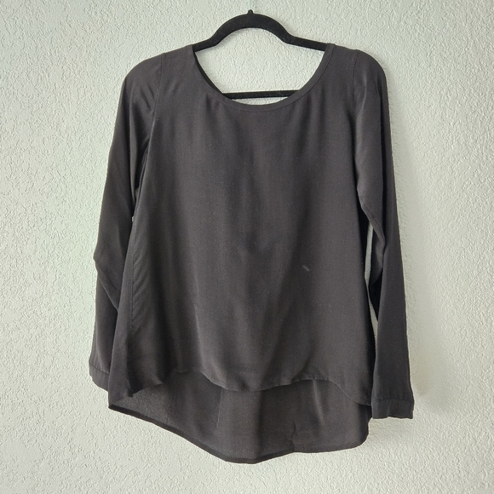 Club Monaco Womens XS Black 100% Silk‎ Long Sleeve High-Low Blouse 00401364